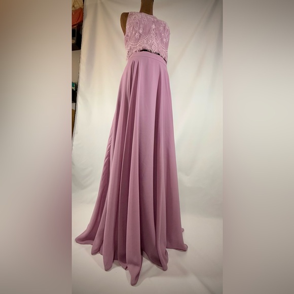 JJ’s House A-Line Chiffon Scoop Neck Lace 2 Piece Dress - Picture 8 of 14